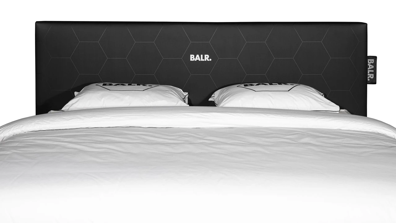 Boxspring BALR Experience vlak met gestoffeerd matras Boxspring BALR Experience Vlak Met Gestoffeerd Matras -Beter Bed Boxspring BALR Experience vlak met gestoffeerd matras neptun 5