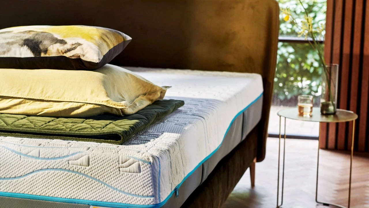 Boxspring Elite Cocoon vlak met Slow Motion 2 matras Boxspring Elite Cocoon Vlak Met Slow Motion 2 Matras -Beter Bed Boxspring Elite Cocoon vlak met Slow Motion 2 matras olijf 2