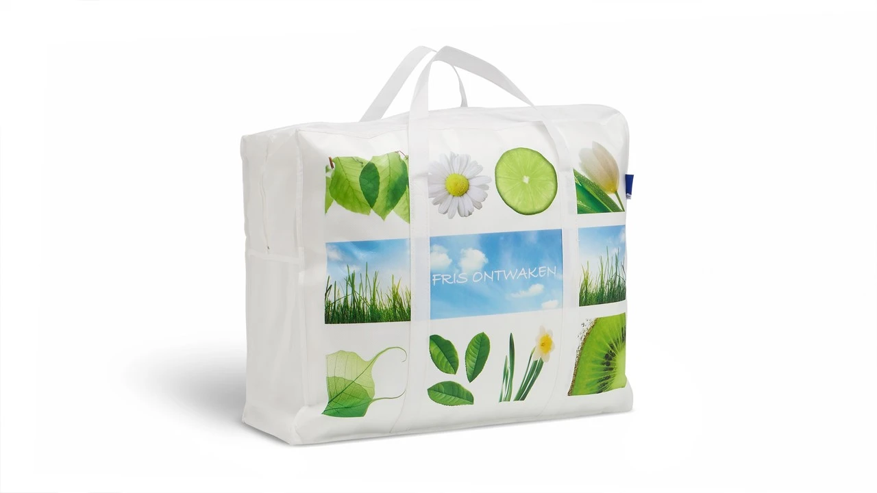 Dekbed Liv synthetisch 4-seizoenen Dekbed Liv Synthetisch 4-seizoenen -Beter Bed Dekbed Liv synthetisch 4 seizoenen 4